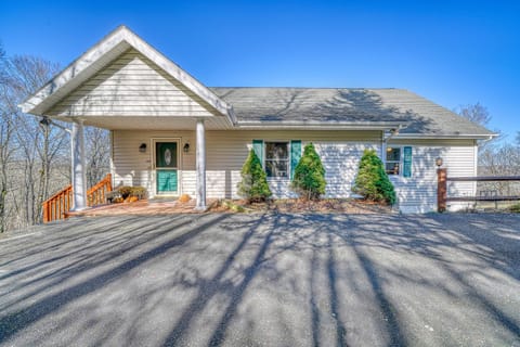 Crestview 261 House in Sugar Mountain