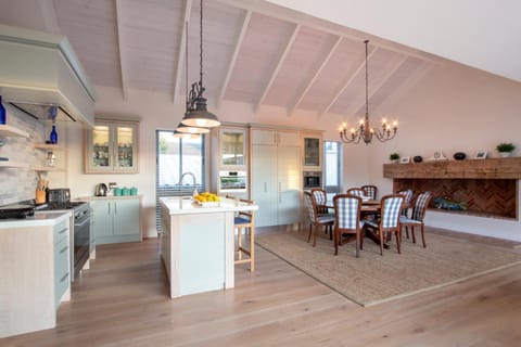 Splendour Hermanus House in Hermanus