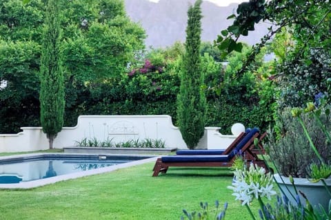 Garden, Swimming pool