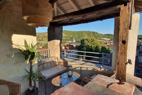 Patio, Balcony/Terrace, Balcony/Terrace