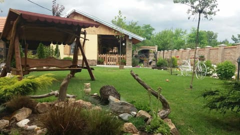 Rita Apartman & Studio Apartment in Timiș County