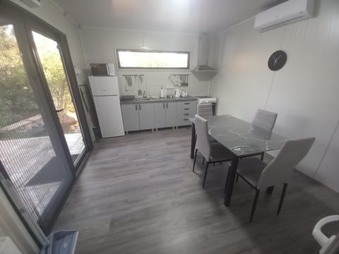 Rita Apartman & Studio Apartment in Timiș County