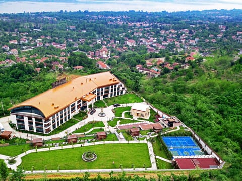 Property building, Bird's eye view