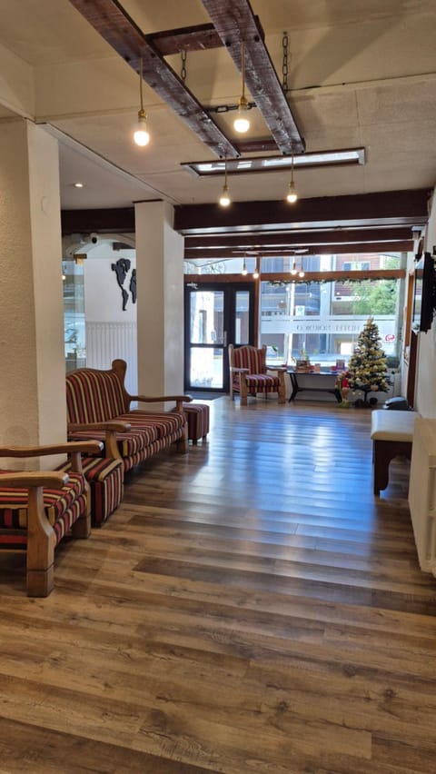 Living room, Lobby or reception