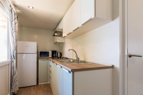 Kitchen or kitchenette, Other