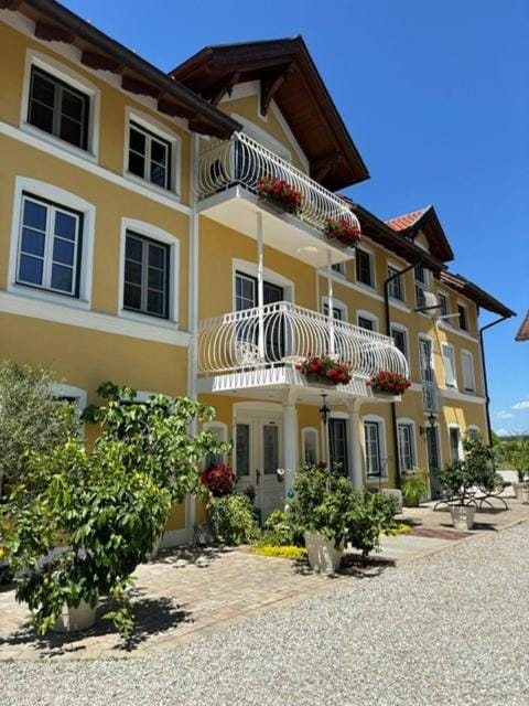 Property building, Day, Garden, View (from property/room), Balcony/Terrace, Garden view