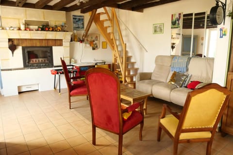 Maison charmante à Ruillé-sur-Loir avec jardin privé House in Centre-Val de Loire