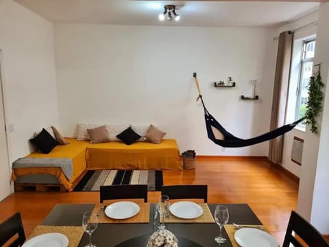 Living room, Seating area, Dining area, air conditioner