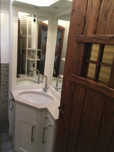 Appartamento in casa d'epoca Apartment in Aosta