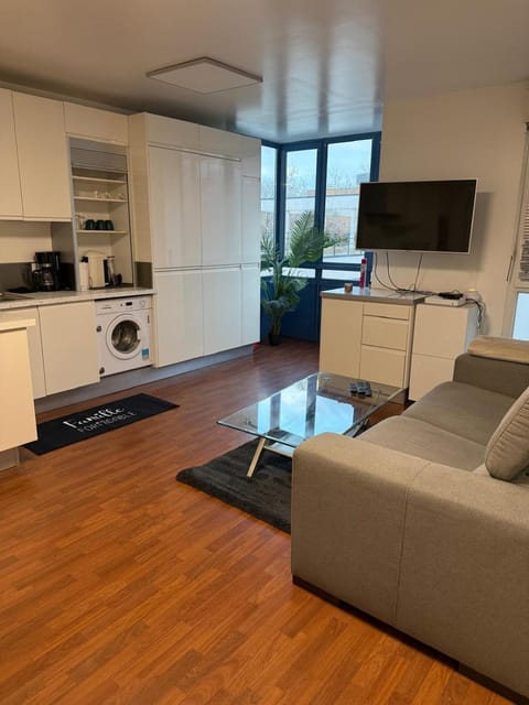 SPACIEUX Appartement de Charme, près de Paris Apartment in Île-de-France