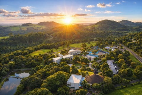 Bird's eye view, View (from property/room), Lake view, Landmark view, Mountain view, Pool view, Inner courtyard view, Parking