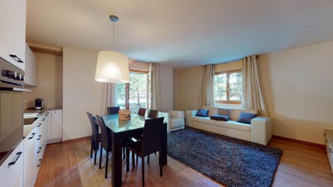 Chesa Seraina Abitaziun Seraina 1 - White - Madulain Apartment in Canton of Grisons