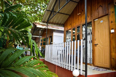 Property building, Balcony/Terrace