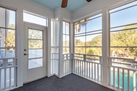 114 W Huron - Sand Castle - Saltwater Pool - Heated upon request House in Folly Beach