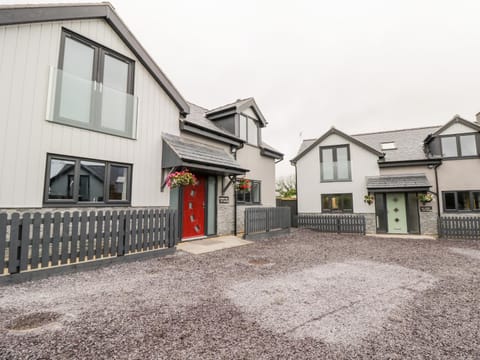 Meadow View House in Wales