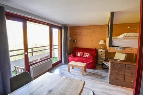 Le Relai S31 - Grand et lumineux studio avec coin montagne 4-6 pers, tout équipé, avec WIFI, à 30m des pistes avec un grand balcon, DRAPS NON COMPRIS Apartment in Haute-Savoie