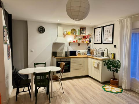 Au Canon - Parking gratuit - Bords de Loire Apartment in Orléans