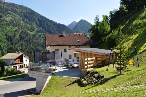 Children play ground, Table tennis