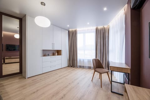 Seating area, Bedroom