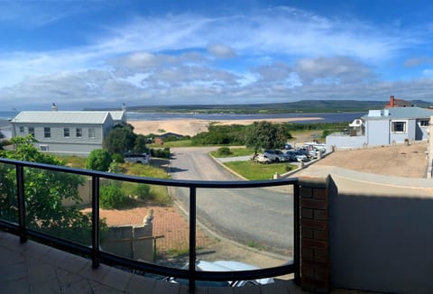 Balcony/Terrace, River view, Sea view
