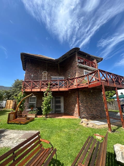 Hemel in Hermanus Three bedroom Home House in Western Cape