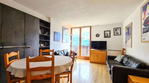 Résidence Doris - Appartement rénové · Centre station · Balcon MAE-7363 Apartment in Arâches-la-Frasse