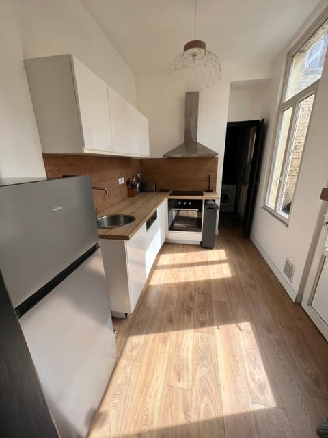 Joli appartement avec cour privée Apartment in Dunkirk