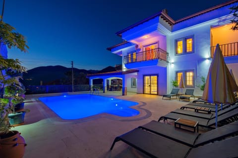 Property building, Night, Mountain view, Swimming pool, sunbed