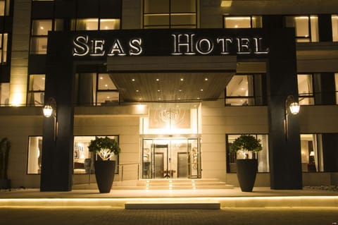Facade/entrance, Property logo or sign