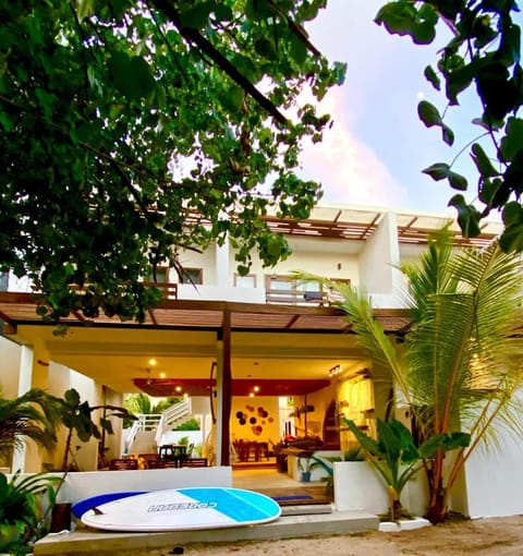 Facade/entrance, Lobby or reception, Street view