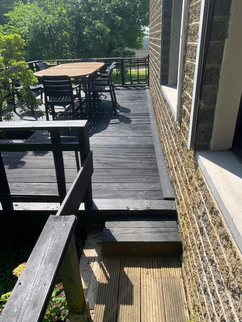 Property building, Patio, Day, Garden, View (from property/room), Balcony/Terrace, Dining area