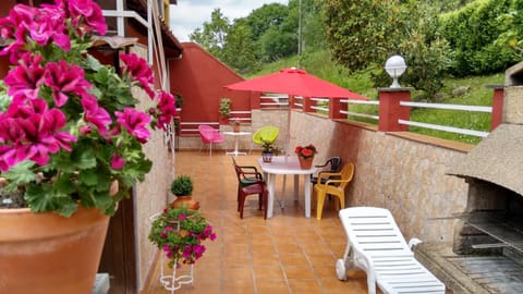 Spring, Off site, Balcony/Terrace