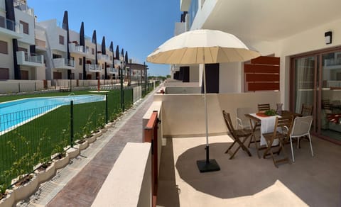 Balcony/Terrace, Pool view