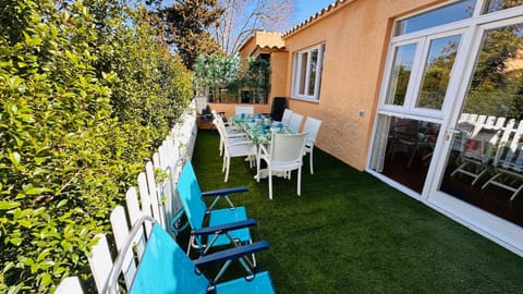 Off site, Garden, Balcony/Terrace