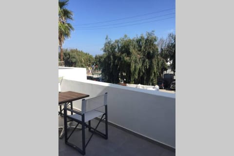 House Phos Apartment in Naousa