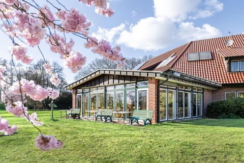 Property building, Spring, Natural landscape, Garden, Breakfast