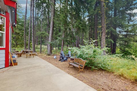 Lavender Lake Lodge House in Roslyn