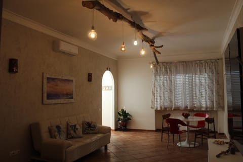 Alloggio Turistico 3 minuti da aeroporto- Fiumicino centro Apartment in Fiumicino