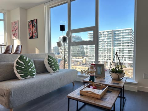 UBC Pacific Spirit Modern Style Home Apartment in Richmond