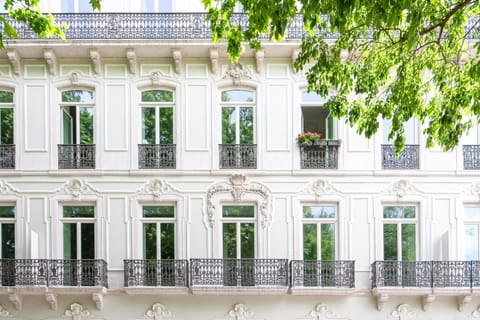 Property building, Facade/entrance