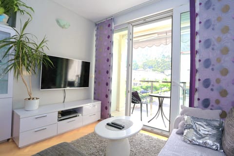 Balcony/Terrace, Living room