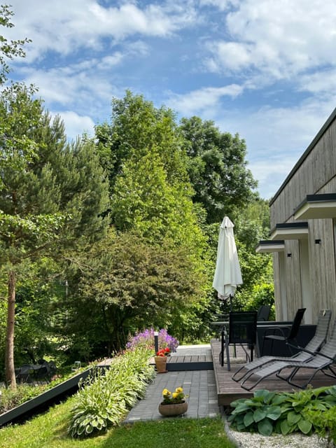 Patio, Garden