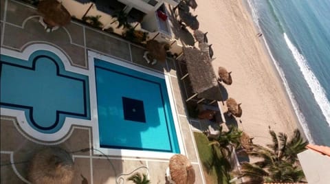 Bird's eye view, Swimming pool