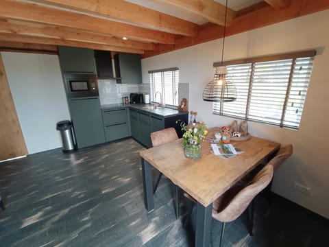 Mariahoeve-Logies #'t Hooihuis House in South Holland (province)