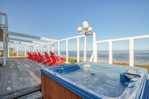 Cliff House - Waldport House in Waldport