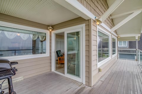 Casa de Navarro House in Lincoln City