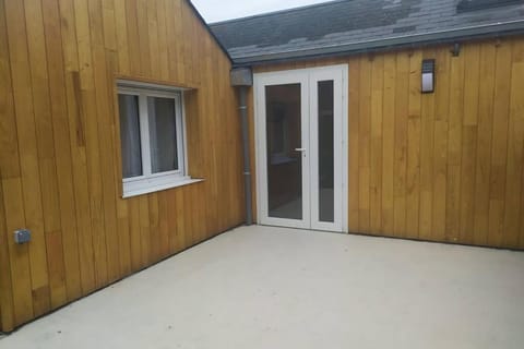 chalet avec jardin proche du Mont Saint Michel Chalet in Brittany