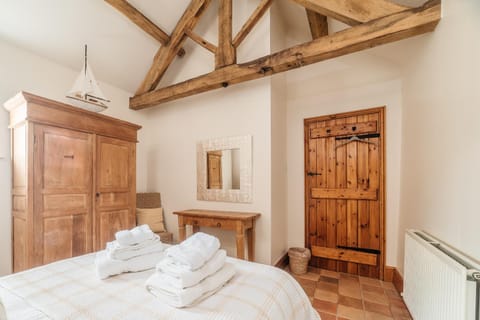 Swallow Barn at Millfields Farm Cottages House in East Staffordshire District