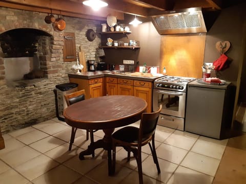 Le four à pain House in Wallonia, Belgium