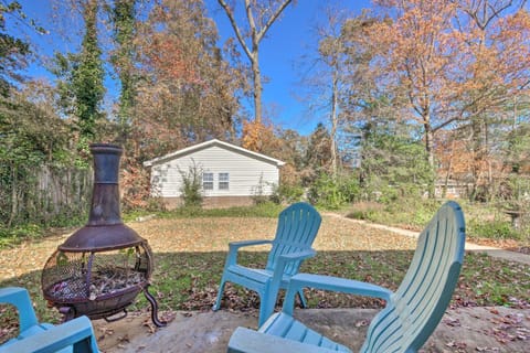 Claires Cottage about 4 Mi to Downtown Greenville! House in Greenville